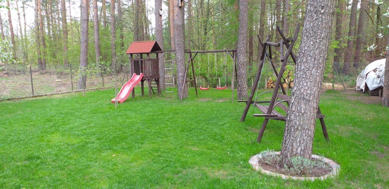 ビルカシ Dom Na Skraju Lasuヴィラ エクステリア 写真
